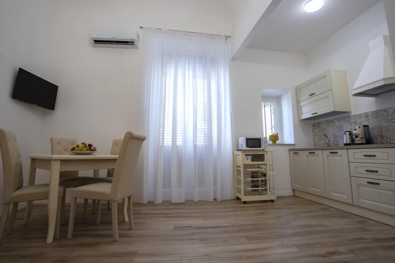 Terre D'Oro, Appartamento Di Lusso In Centro Citta Παλέρμο Εξωτερικό φωτογραφία