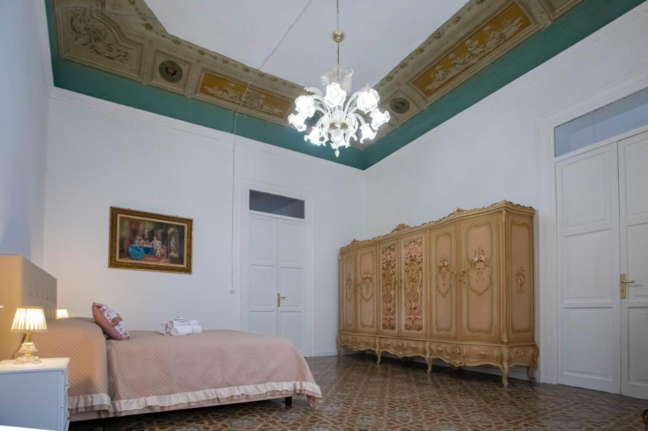 Terre D'Oro, Appartamento Di Lusso In Centro Citta Παλέρμο Εξωτερικό φωτογραφία
