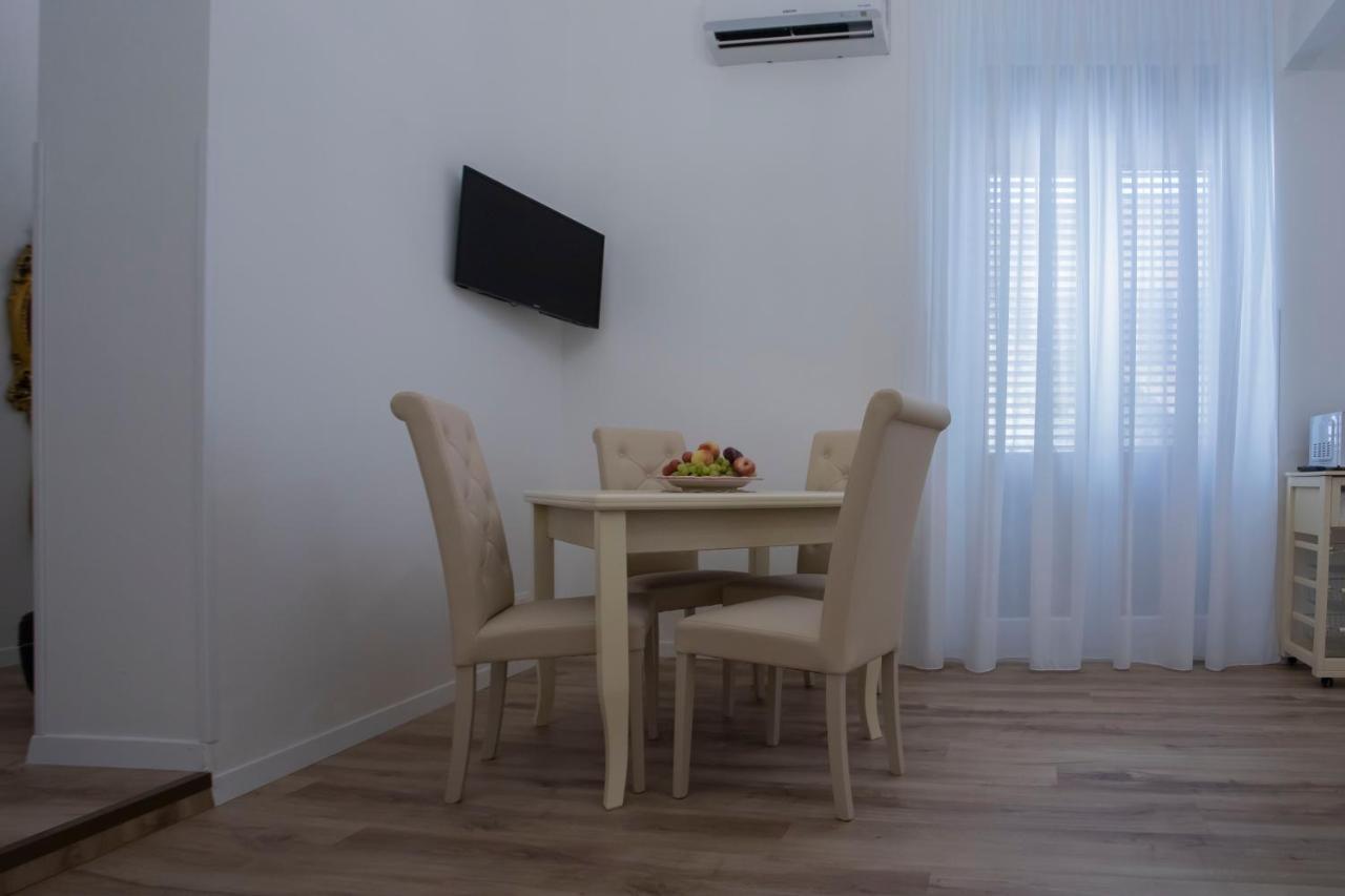 Terre D'Oro, Appartamento Di Lusso In Centro Citta Παλέρμο Εξωτερικό φωτογραφία